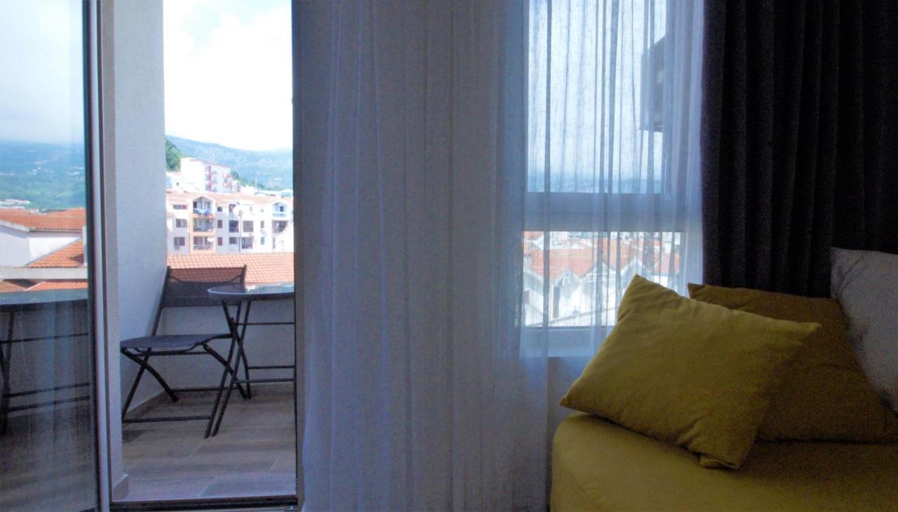 Lägenhet Mondi Azzurri Budva